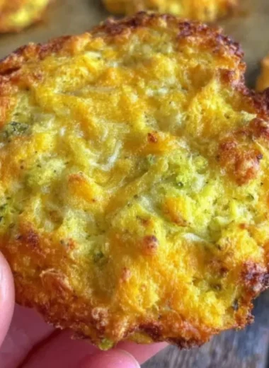 Plate of crispy broccoli cheddar rounds, a healthy low carb snack option