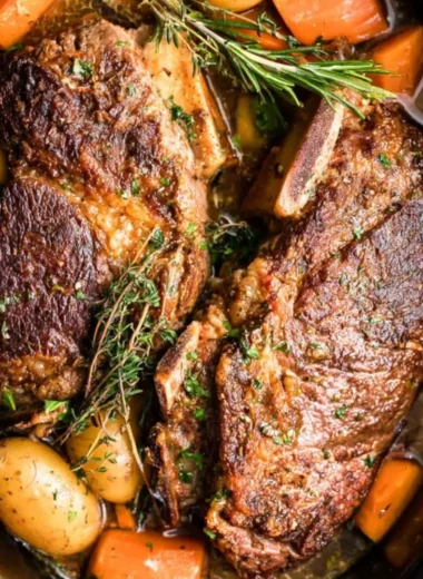 Mouth-watering slow cooker pork roast served with vegetables